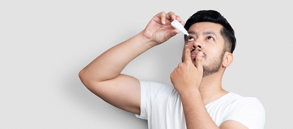 Silmatilkade sisestamine