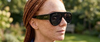 Meller Lira All Black Сгенерированное изображение