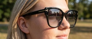 Tom Ford Elsa FT1108 01C 55 Сгенерированное изображение