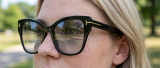 Tom Ford Elsa FT1108 01C 55 Сгенерированное изображение