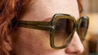 Tom Ford Kaya FT1082 51F 54 Genereeritud pilt